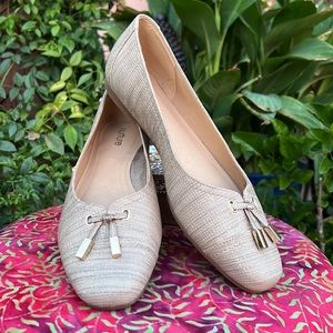 New! Nurture Leather Ballerina Slip-on Flats